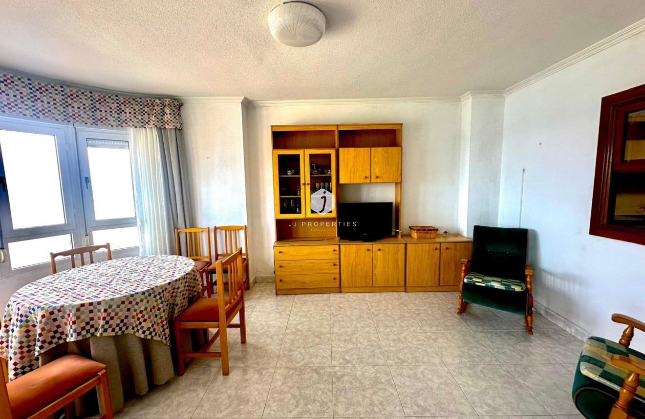 Tweedehands - Appartement / flat -
Torrevieja - Centro