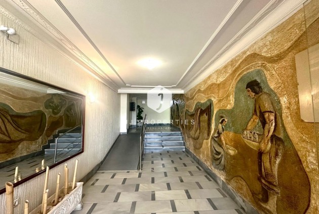 Tweedehands - Appartement / flat -
Torrevieja - Centro