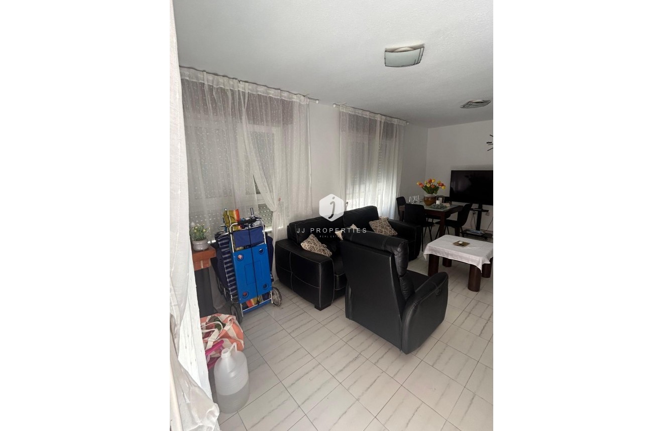 D'occasion - Chalet -
Torrevieja - Centro