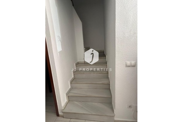 D'occasion - Chalet -
Torrevieja - Centro