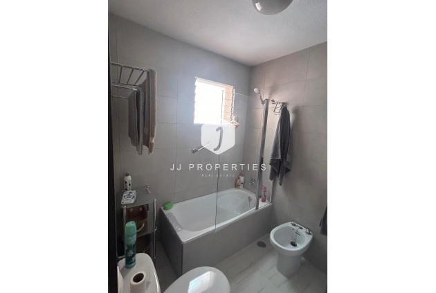 D'occasion - Chalet -
Torrevieja - Centro