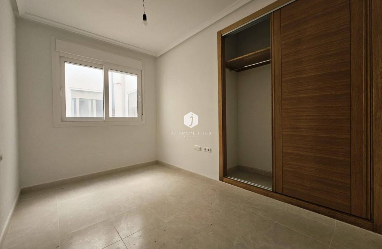 Tweedehands - Appartement / flat -
Torrevieja