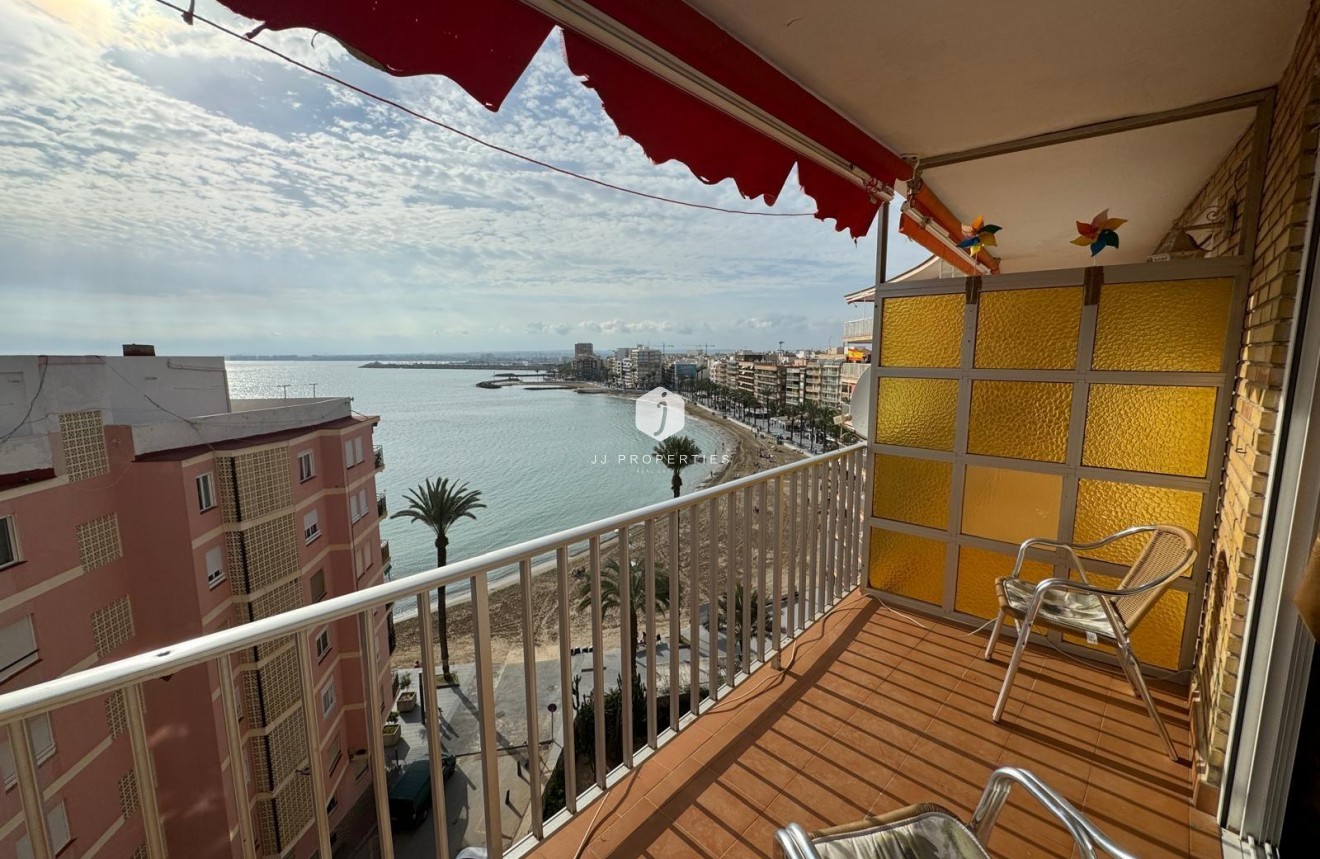 Tweedehands - Appartement / flat -
Torrevieja - Playa del Cura