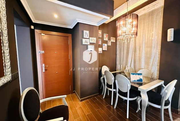 Tweedehands - Appartement / flat -
Torrevieja - Estacion de autobuses