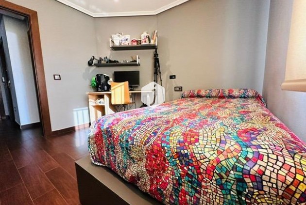 Tweedehands - Appartement / flat -
Torrevieja - Estacion de autobuses