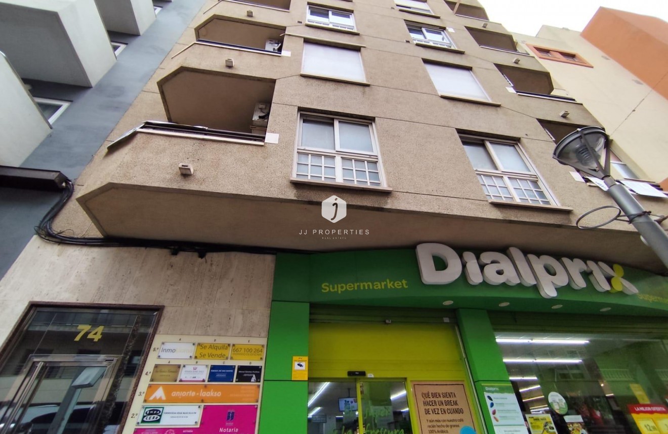 Segunda mano - Apartamento / piso -
Torrevieja - Puerto