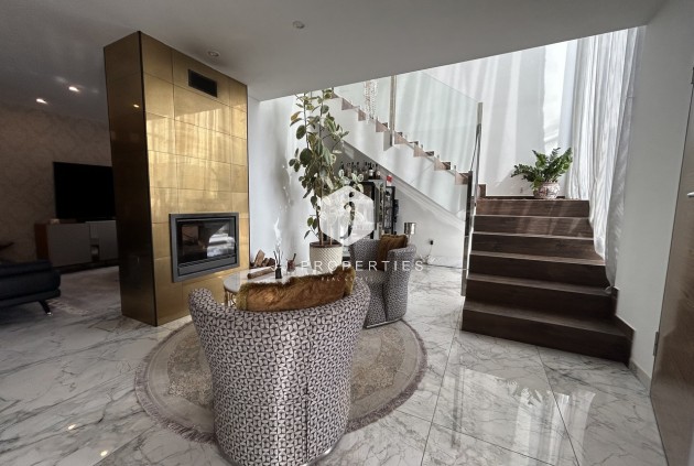 Resale - Villa -
Los Balcones - Costa Blanca