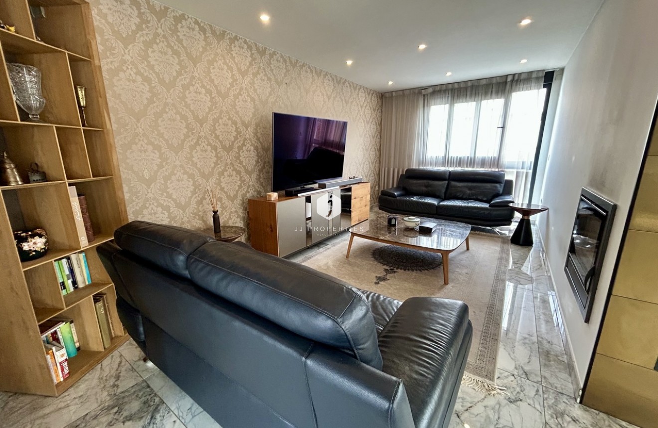 Resale - Villa -
Los Balcones - Costa Blanca