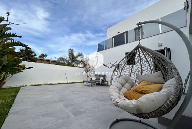 Resale - Villa -
Los Balcones - Costa Blanca