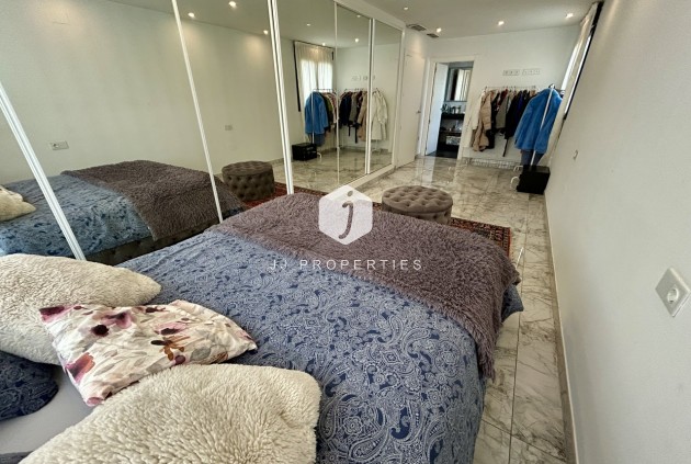 Resale - Villa -
Los Balcones - Costa Blanca