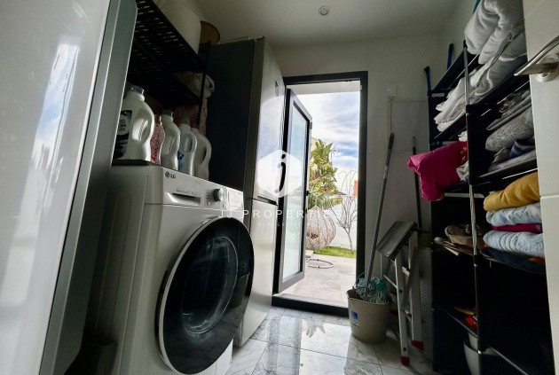 Resale - Villa -
Los Balcones - Costa Blanca