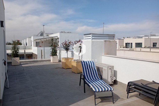 Resale - Villa -
Daya Vieja - Costa Blanca