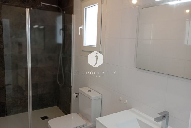 Resale - Villa -
Daya Vieja - Costa Blanca