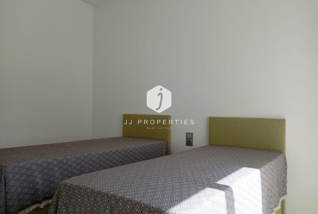 Resale - Villa -
Daya Vieja - Costa Blanca