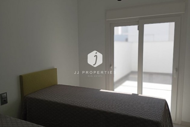 Resale - Villa -
Daya Vieja - Costa Blanca