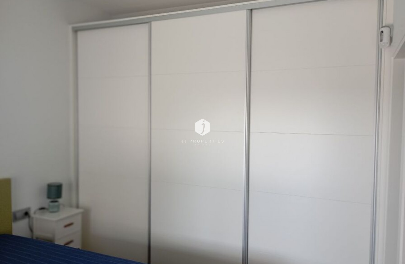 Resale - Villa -
Daya Vieja - Costa Blanca