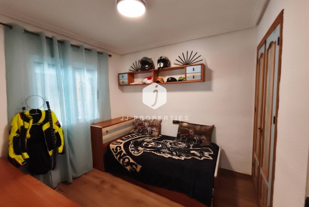 Z drugiej ręki - Villa -
Torrevieja - Los Balcones