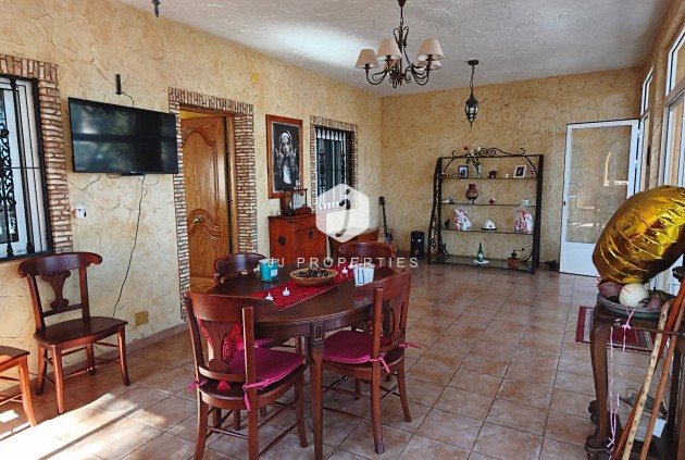 Z drugiej ręki - Villa -
Torrevieja - Los Balcones