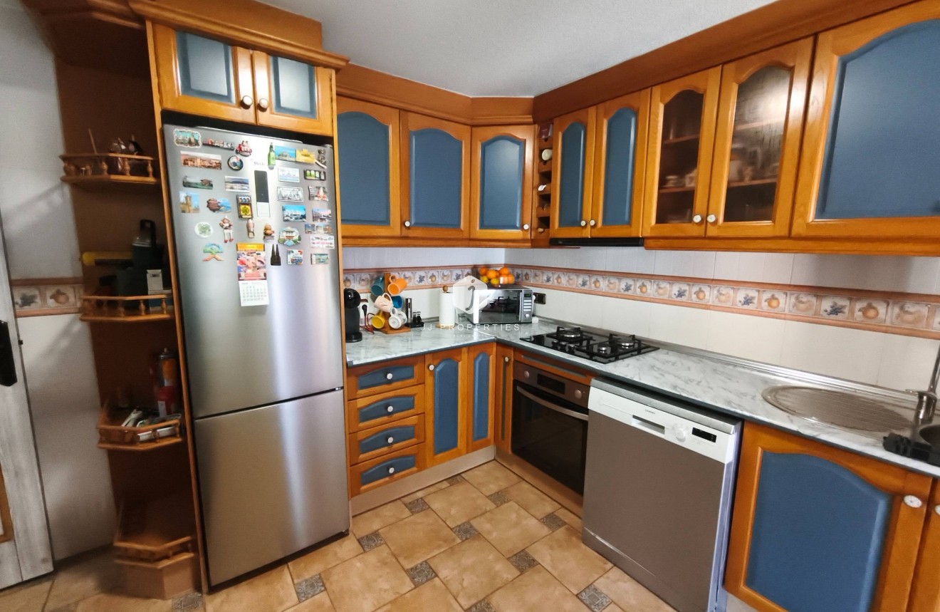 Z drugiej ręki - Villa -
Torrevieja - Los Balcones