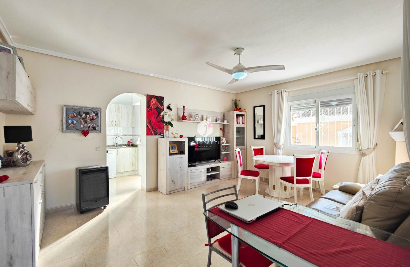 Resale - Villa -
Ciudad Quesada - Costa Blanca