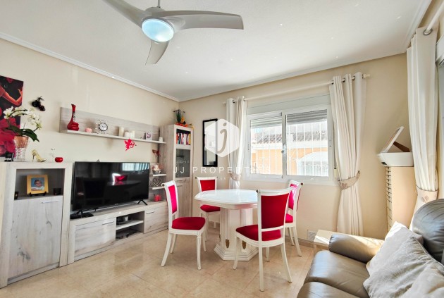 Resale - Villa -
Ciudad Quesada - Costa Blanca