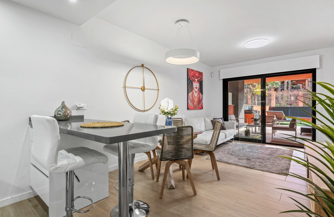 Resale - Apartment / flat -
Orihuela Costa - Costa Blanca