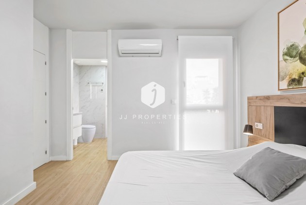 Resale - Apartment / flat -
Orihuela Costa - Costa Blanca