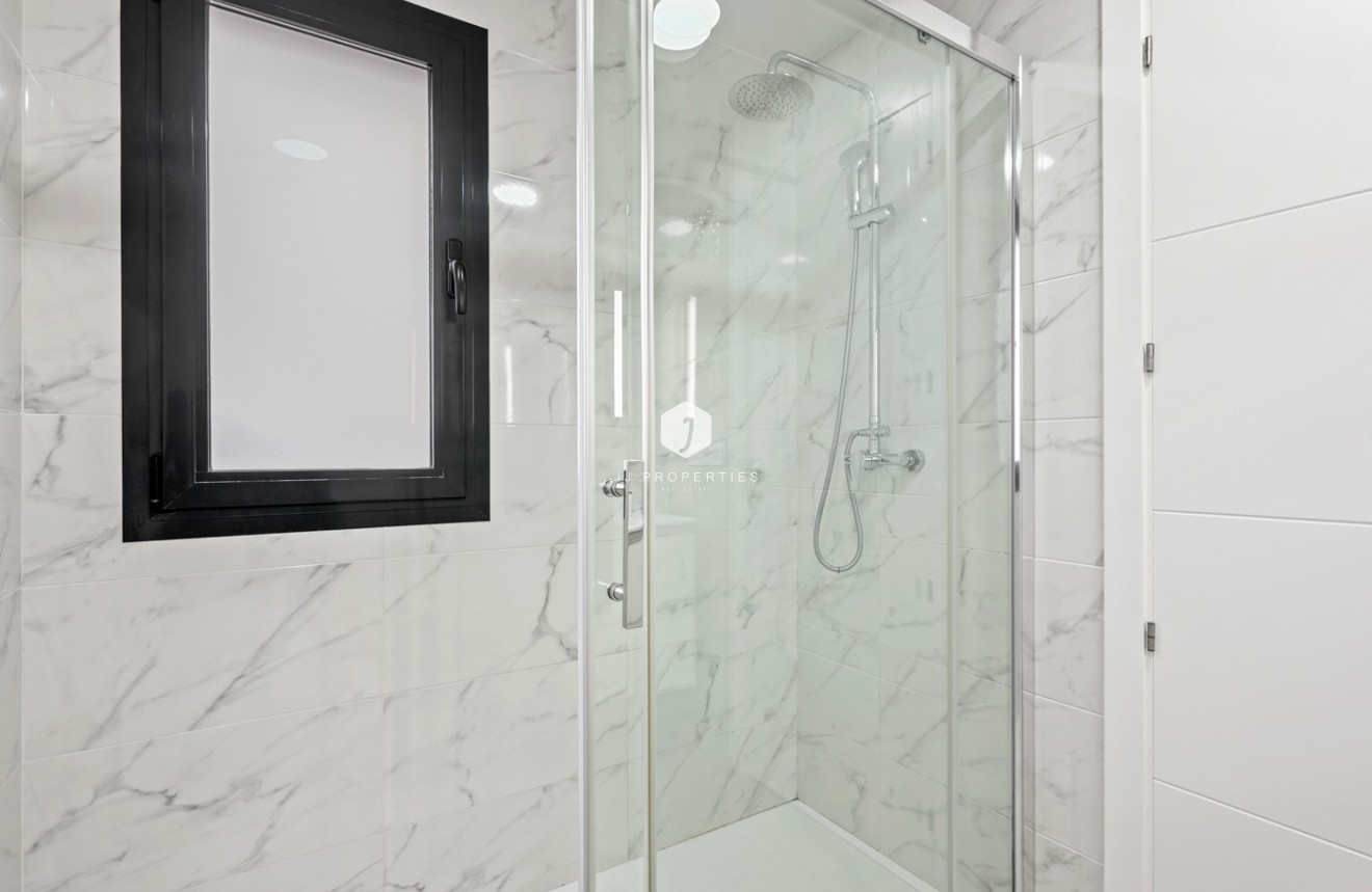 Resale - Apartment / flat -
Orihuela Costa - Costa Blanca