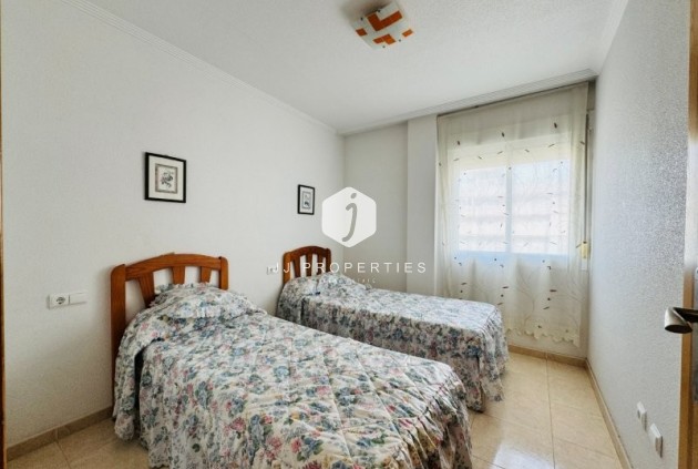 D'occasion - Appartement -
Torrevieja - Costa Blanca