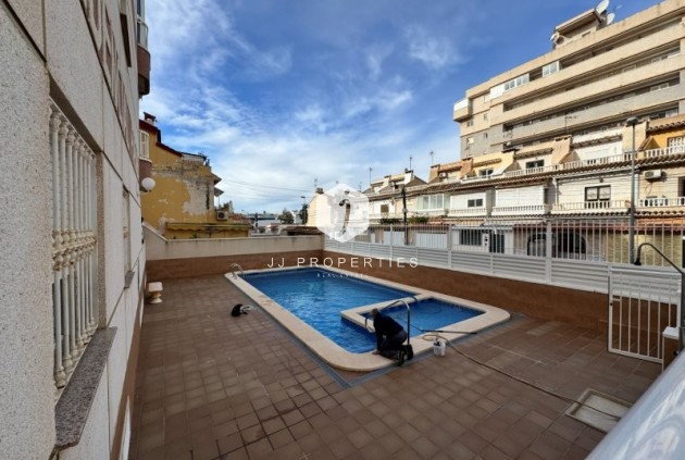 D'occasion - Appartement -
Torrevieja - Costa Blanca