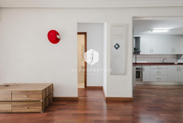 Resale - Apartment / flat -
Torrevieja - Costa Blanca