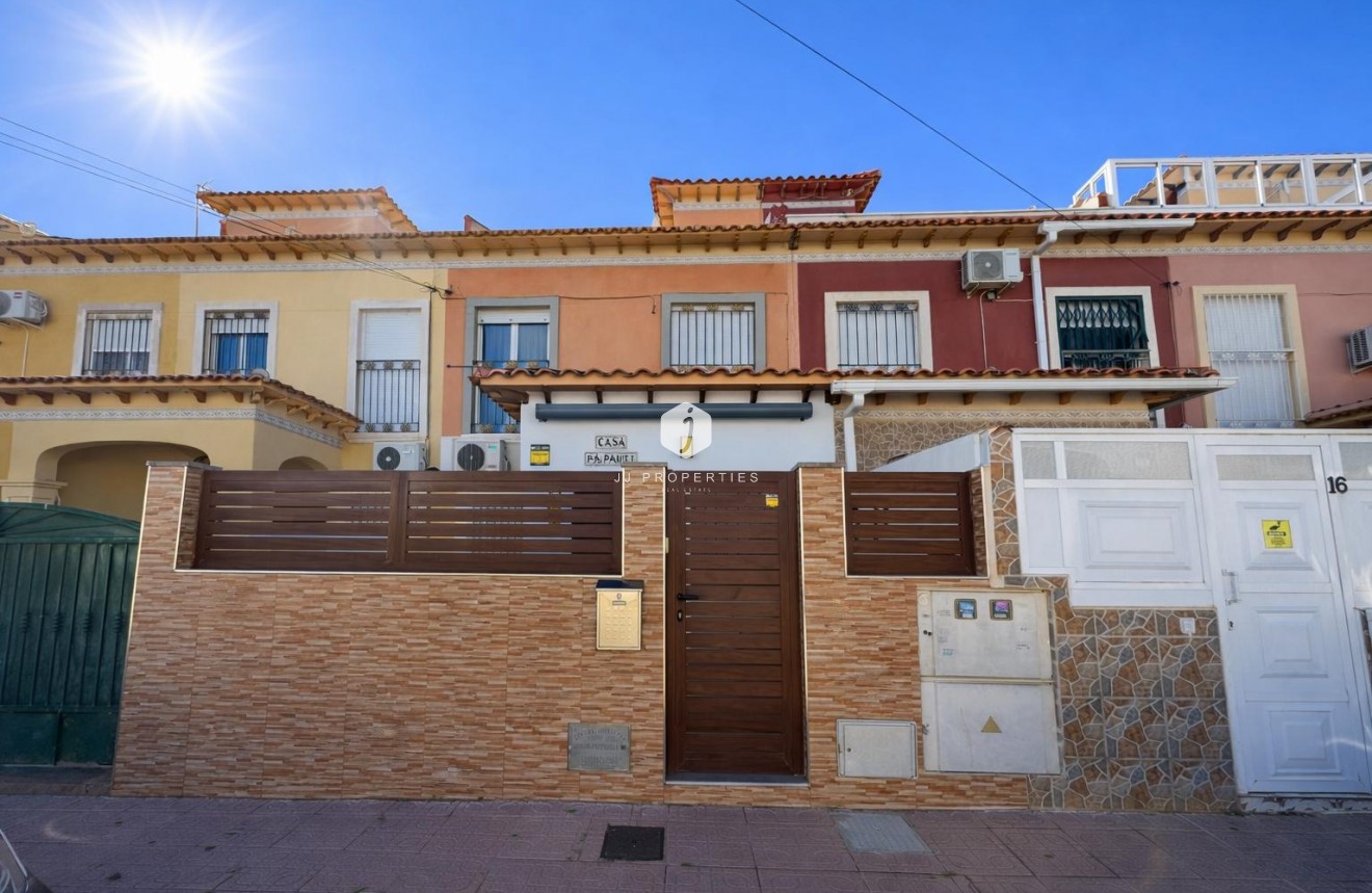 Resale - Bungalow -
Torrevieja - Costa Blanca