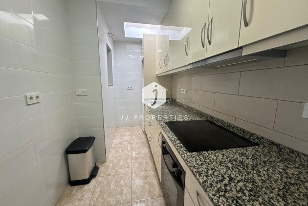 Resale - Bungalow -
Torrevieja - Costa Blanca