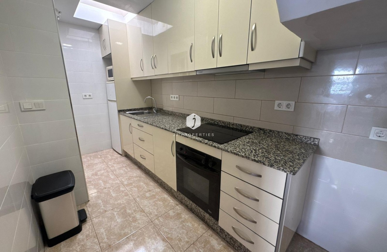 Resale - Bungalow -
Torrevieja - Costa Blanca