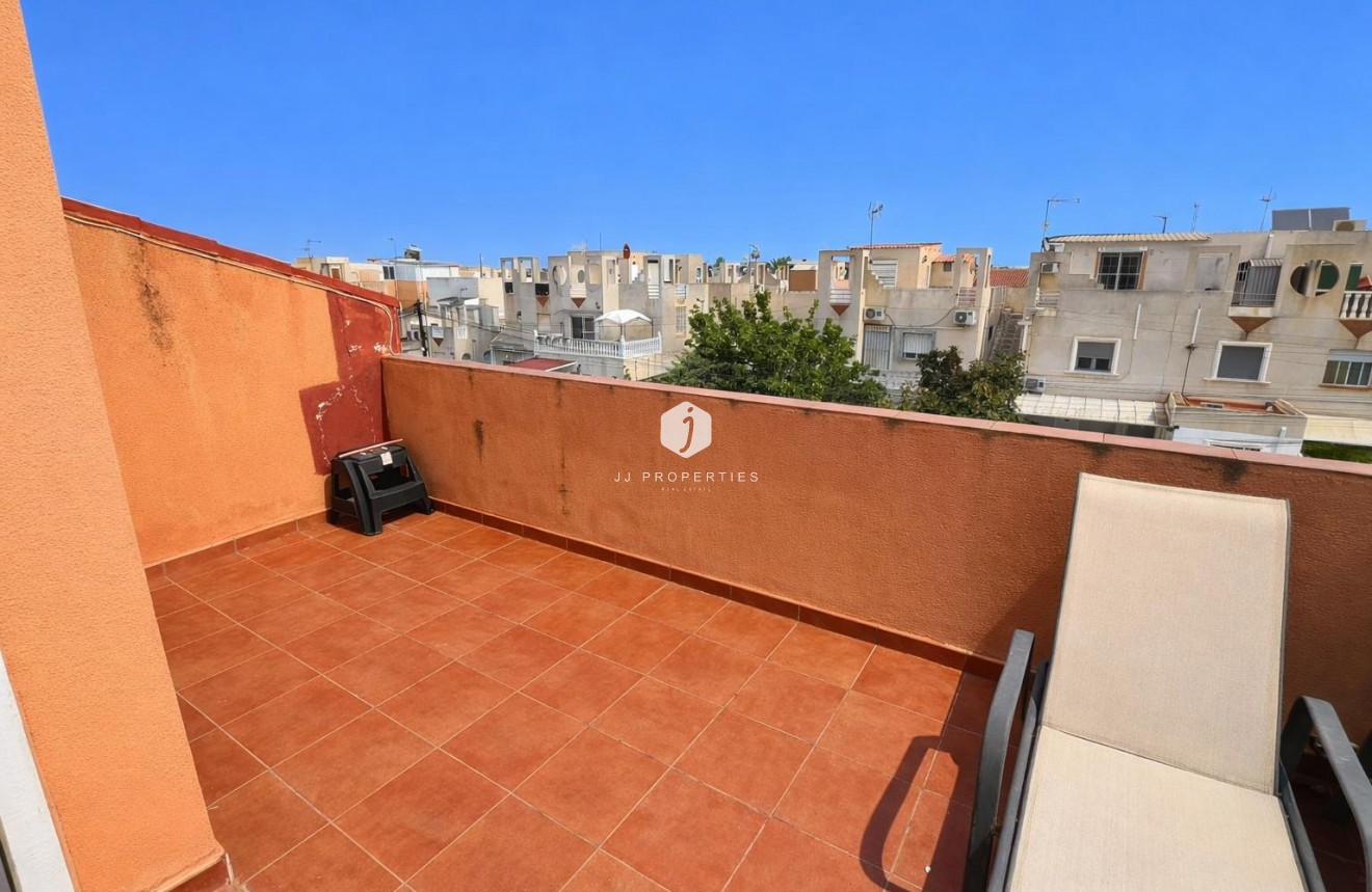 Resale - Bungalow -
Torrevieja - Costa Blanca