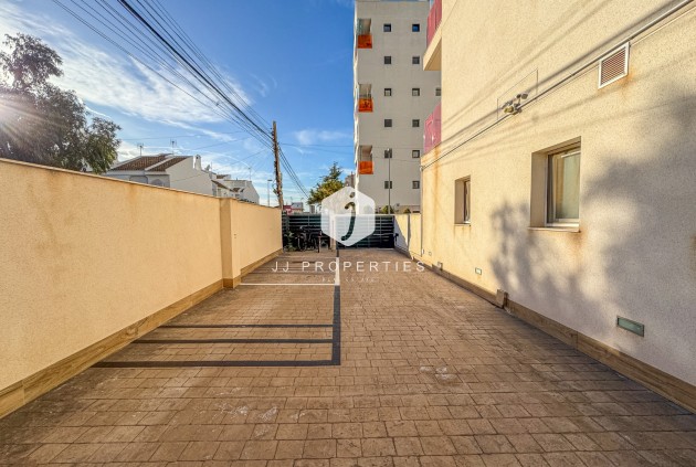 Tweedehands - Appartement / flat -
Torrevieja - Costa Blanca