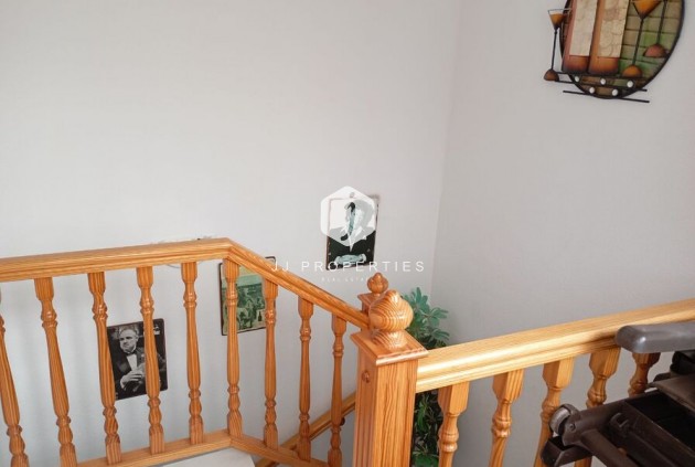 Resale - Apartment / flat -
Daya Vieja - Costa Blanca