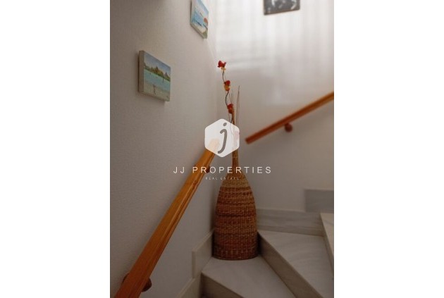 Resale - Apartment / flat -
Daya Vieja - Costa Blanca