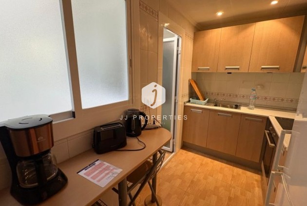 Z drugiej ręki - Mieszkanie w bloku -
Torrevieja - Costa Blanca