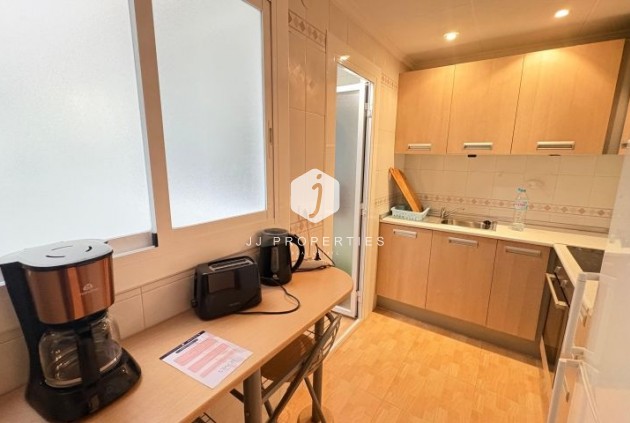 Z drugiej ręki - Mieszkanie w bloku -
Torrevieja - Costa Blanca