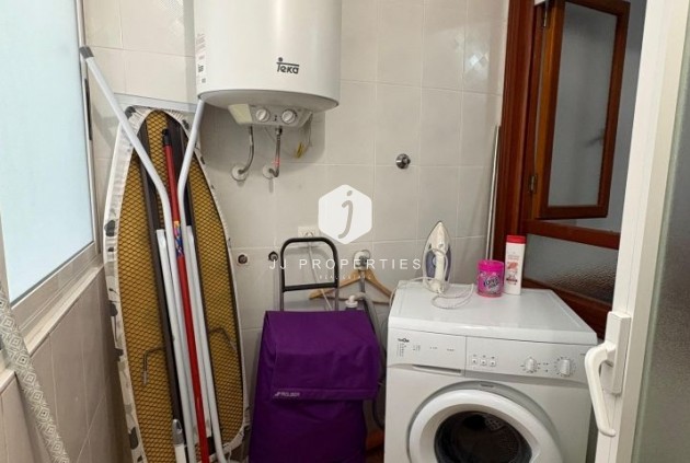 Z drugiej ręki - Mieszkanie w bloku -
Torrevieja - Costa Blanca