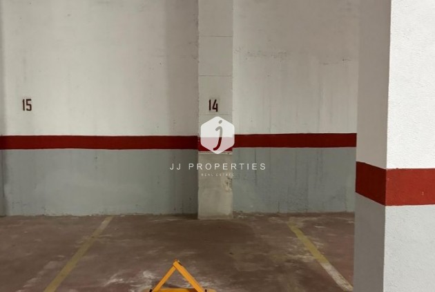 Z drugiej ręki - Mieszkanie w bloku -
Torrevieja - Costa Blanca