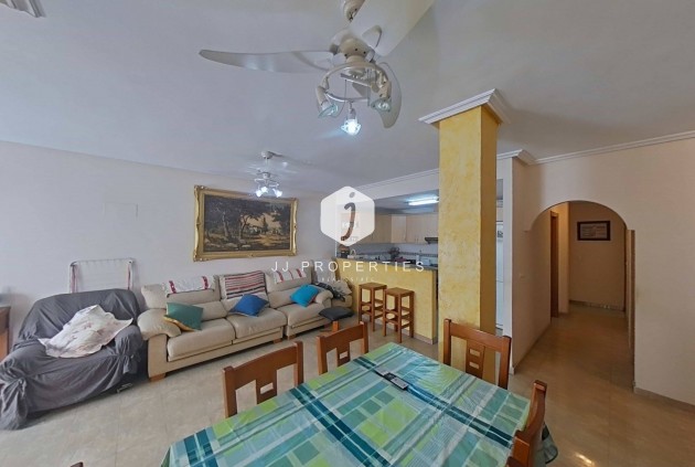 D'occasion - Appartement -
Torrevieja - Estacion de autobuses