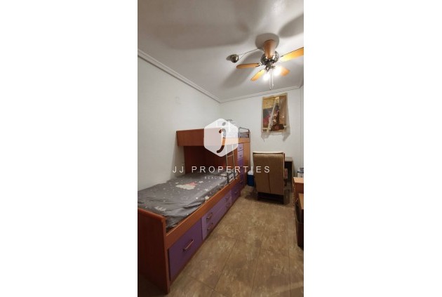 D'occasion - Appartement -
Torrevieja - Estacion de autobuses