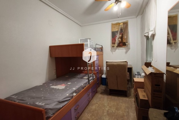 D'occasion - Appartement -
Torrevieja - Estacion de autobuses