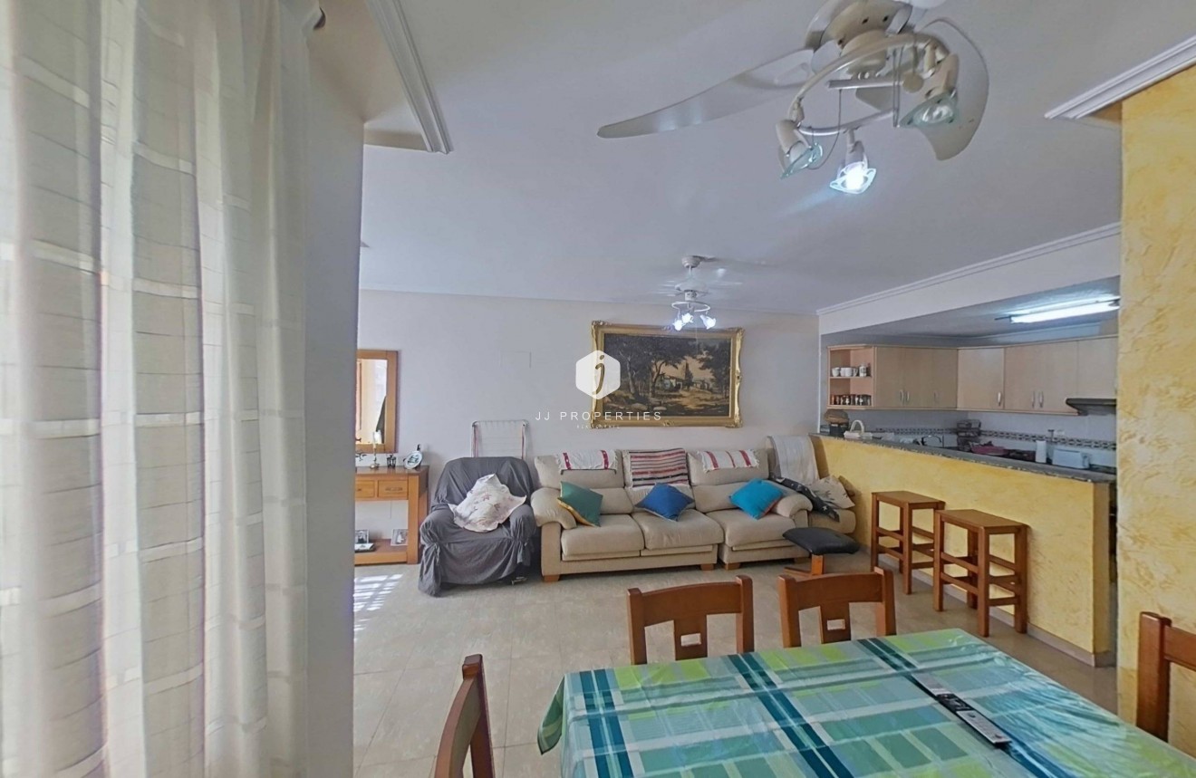 D'occasion - Appartement -
Torrevieja - Estacion de autobuses