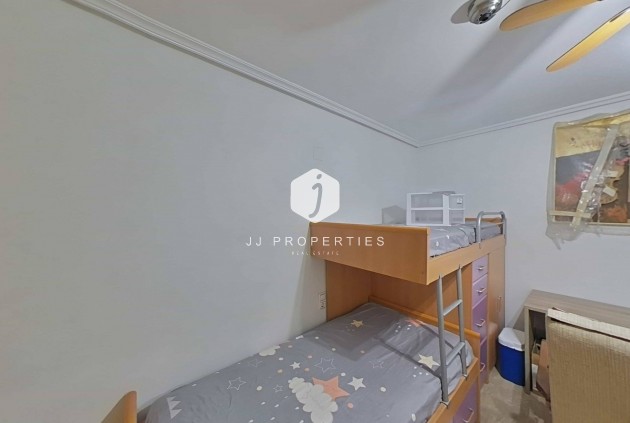 D'occasion - Appartement -
Torrevieja - Estacion de autobuses