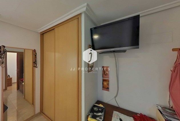 D'occasion - Appartement -
Torrevieja - Estacion de autobuses