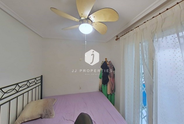 D'occasion - Appartement -
Torrevieja - Estacion de autobuses