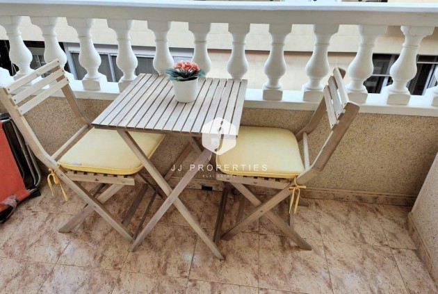 D'occasion - Appartement -
Torrevieja - Estacion de autobuses